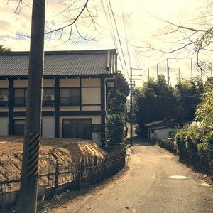 Offers welcome // ships within 1-2 business days